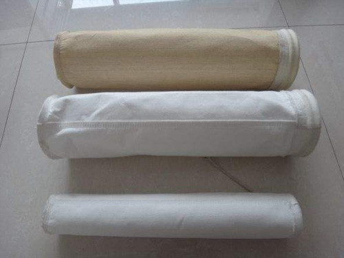 山東(dōng)亞克力針刺氈除(chu)塵布袋