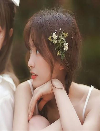 影院同步：《你好我的对面男友》象征隐喻先锋解析：符号意义与深层寓意探讨