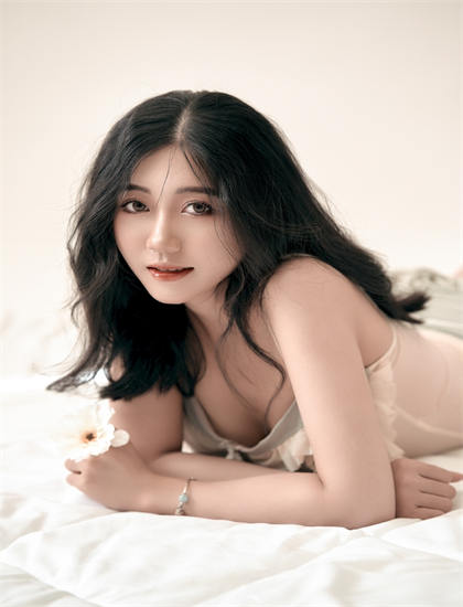 影视评论：《亲吻拥抱2キスハグ2》的艺术价值与娱乐性平衡